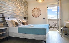 Urban Bed And Breakfast